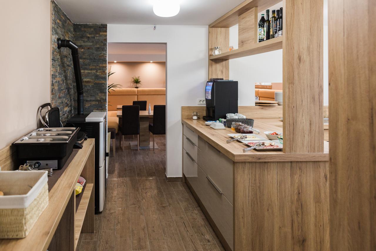 Bed & Breakfast Tea Rooms Λιουμπλιάνα Εξωτερικό φωτογραφία